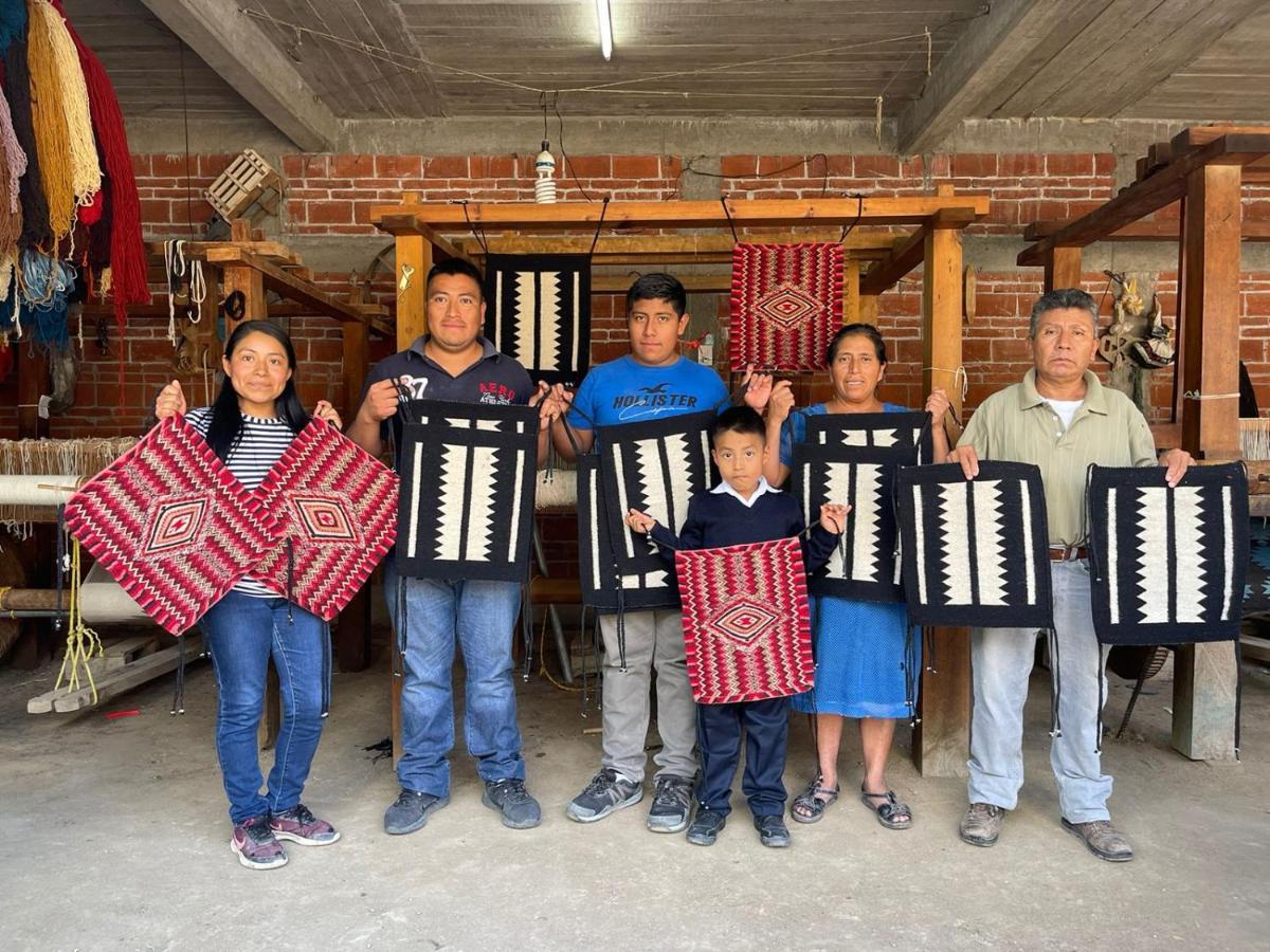 לינה וארוחת בוקר Teotitlán del Valle Lizu Tu Casa En Un Pueblo Zapoteca מראה חיצוני תמונה